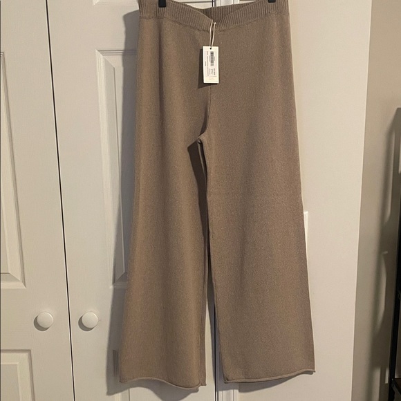 Z Supply Tan Wide Leg Pants & Top Set - Picture 6 of 9